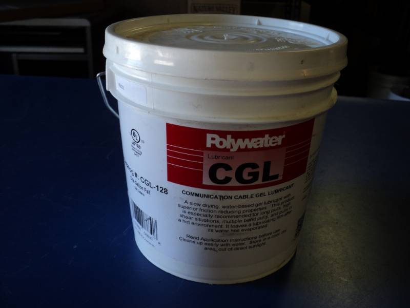 lot 9087 image: (1) gallon polywater Lubricant CGL Communication Cable gel Lubricant, CGL-128