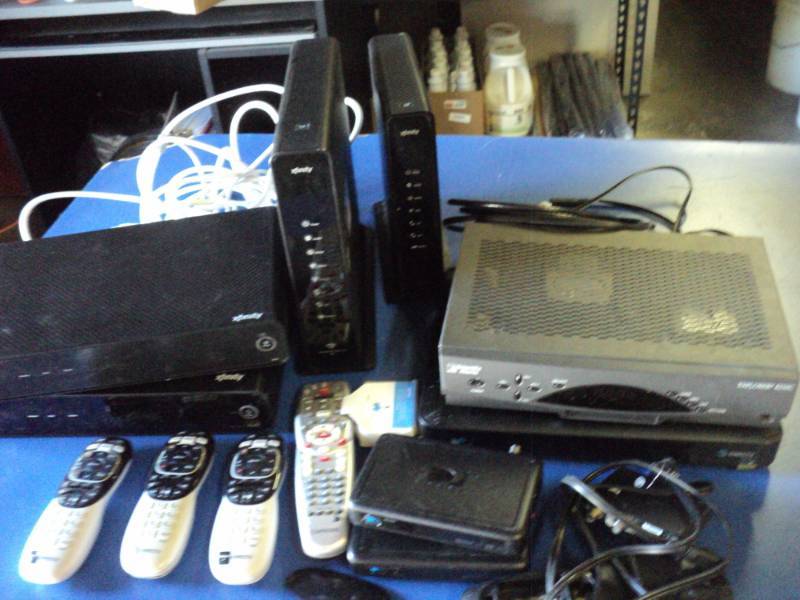 lot 9094 image: Mixed lot Receivers, remotes and cables-- used, untested-receivers are only good for parts