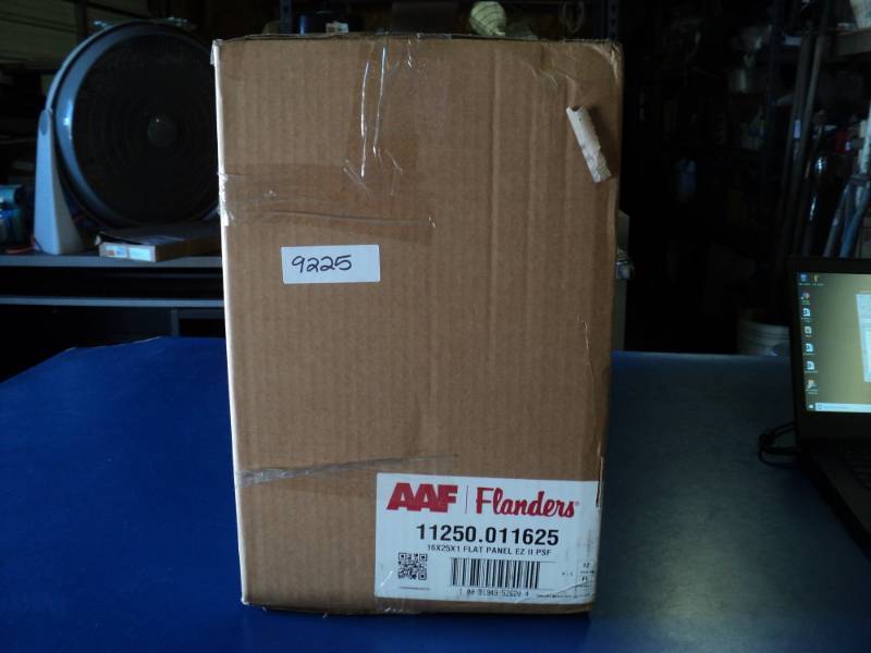 lot 9107 image: (1) box AAF Flanders 10155.01299 HD Supply Burmingham Fulfillme 13 x 21 -12 x Flat Panel EZ 1 Filter
