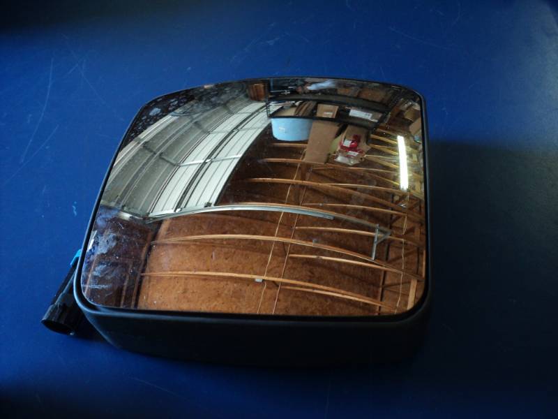 lot 9147 image: Heated Spot Mirror 2505820C2, 6-12 x 7
