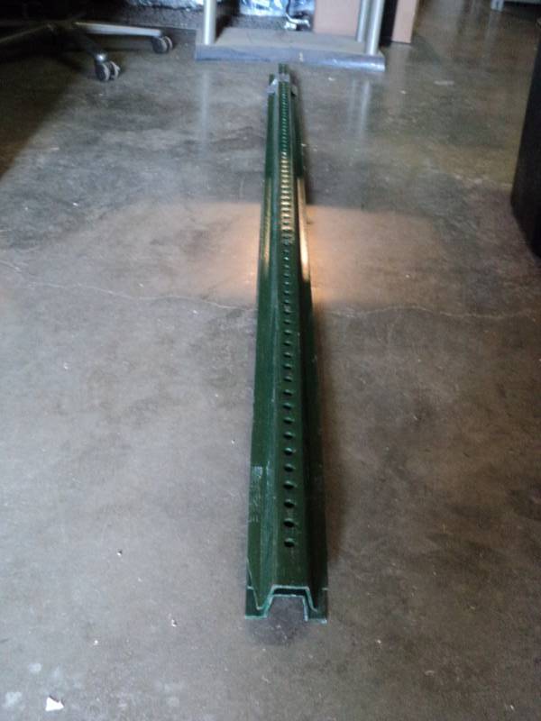 lot 9207 image: (3) ct lot metal sign post, 6 long, green