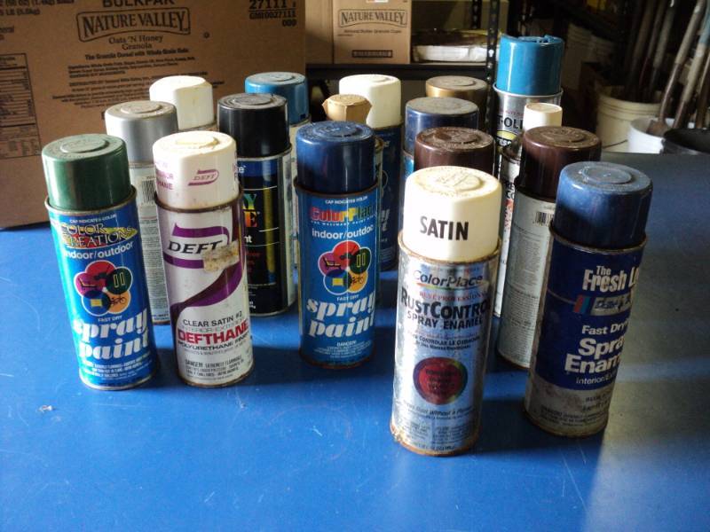 lot 9225 image: (18) cans spray paint, assortment of colors, brands- all are used-