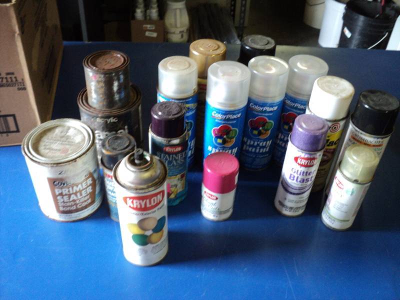 lot 9226 image: (17) ct lot craft  paint paint, shallac, glitter spray paint, sealers, craft sprays and spray paint