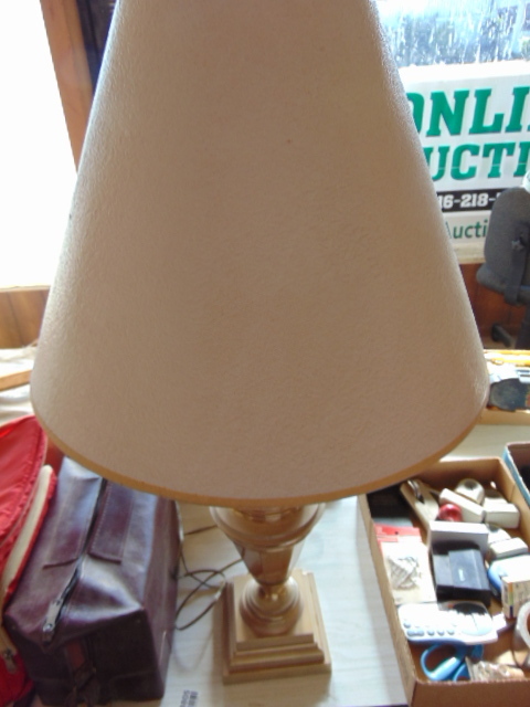 lot 18803 image: nice brass style lamp