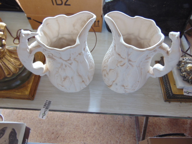 lot 18809 image: 2 porcelain pitchers