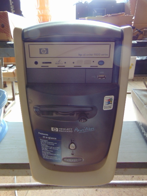 lot 18812 image: Computer tower looks ready to go