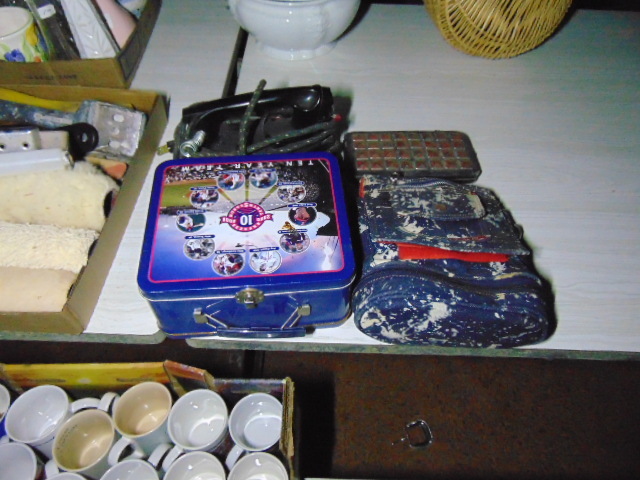 lot 18848 image: vintage lunchbox and old iron