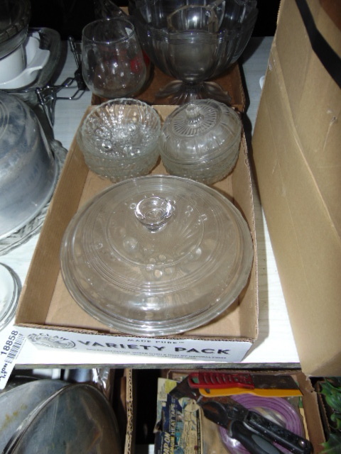 lot 18856 image: glassware, possibly crystal dishes