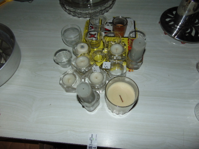 lot 18913 image: candles