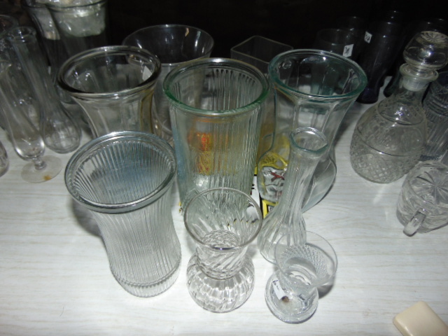 lot 18916 image: glassware