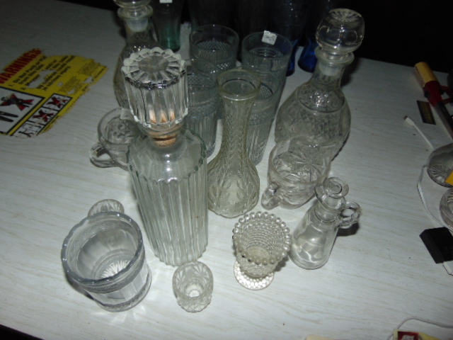 lot 18917 image: glassware