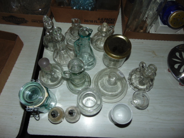 lot 18921 image: miscellaneous glassware