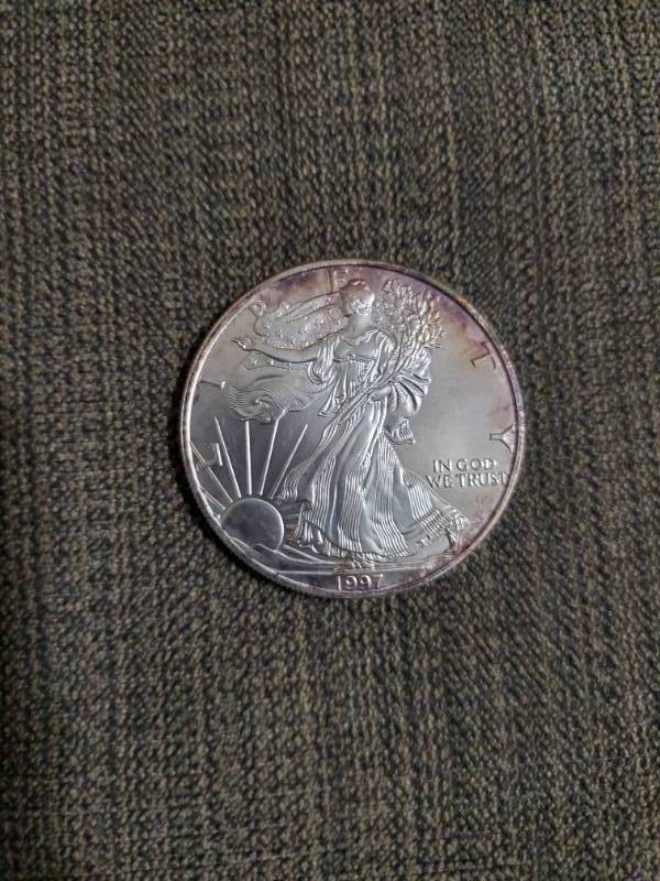 lot 7870 image: 1997 Silver Eagle - 1 Troy Ounce .999 Fine Silver