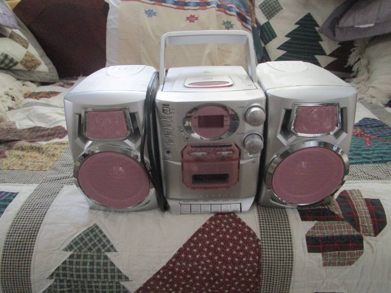 lot 7840 image: Boom Box Radio  Stereo