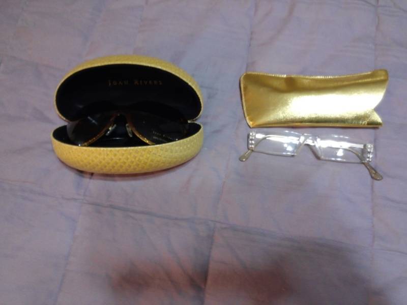 lot 7916 image: Readers Glasses and Sunglasses Lot