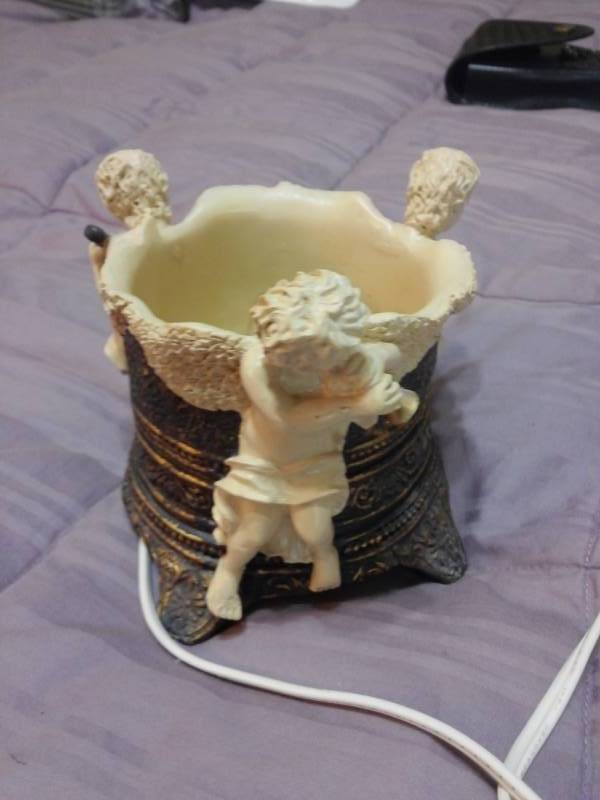 lot 7919 image: Small Angel Night light