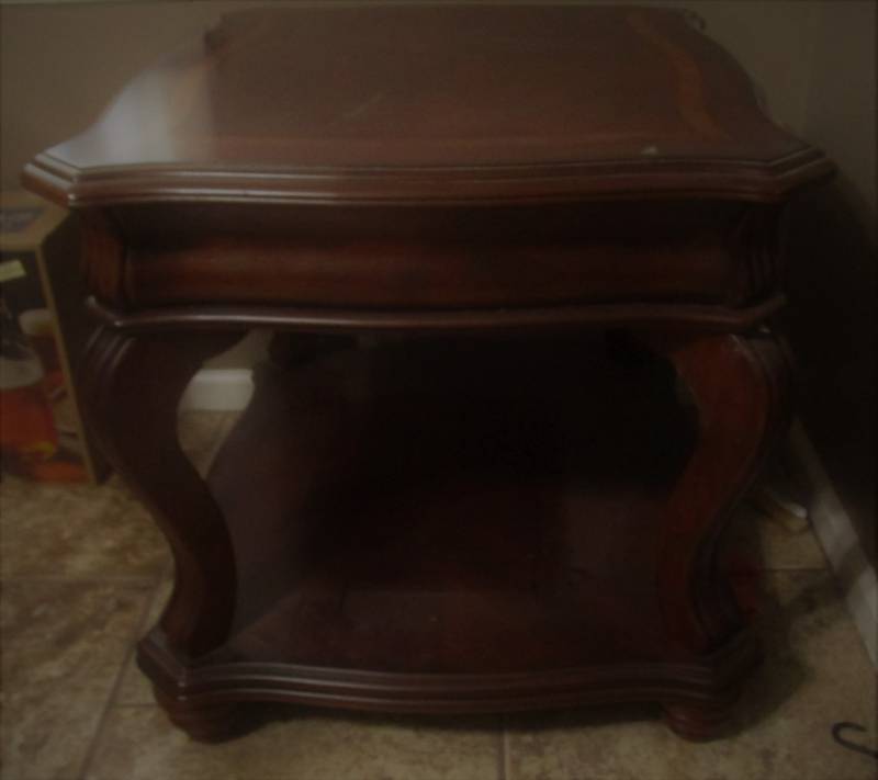 lot 7821 image: Wood End Table