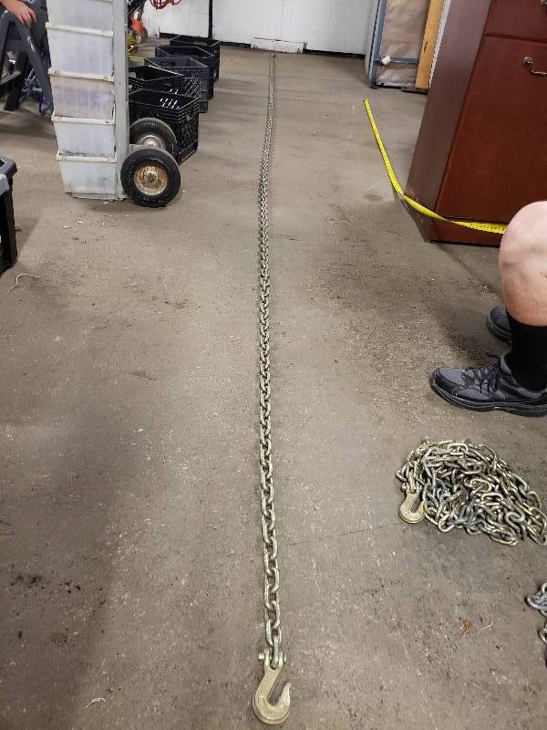 lot 2391 image: 38 X 20 G70 Welded Steel Tow Chain