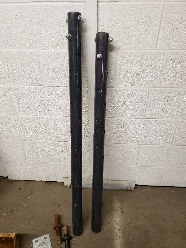 lot 2421 image: 2X 8 ft Adjustable Jack Post Sagging Floor Basement Beam Porch Steel Support Column