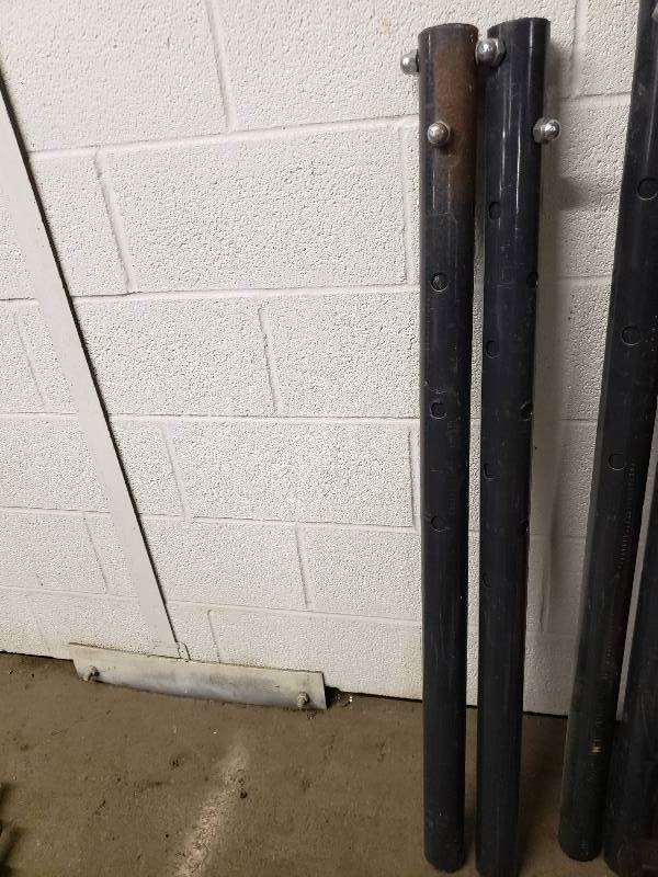 lot 2423 image: 2X 8 ft Adjustable Jack Post Sagging Floor Basement Beam Porch Steel Support Column