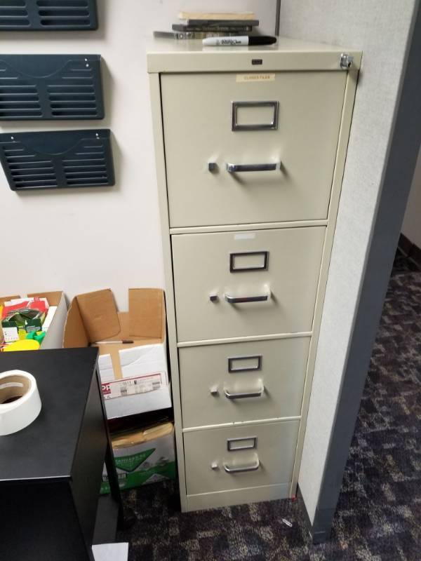 lot 4405 image: 4 Tier Metal File Cabinet