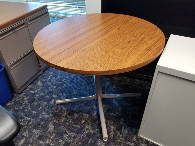 lot 4410 image: Round Wood Office Table