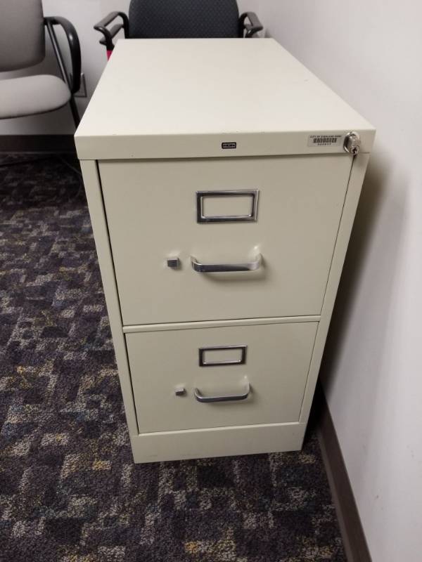 lot 4418 image: Small File Cabinet
