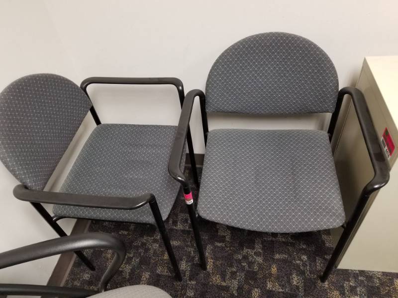 lot 4420 image: 2 Office Chairs Gray Fabric
