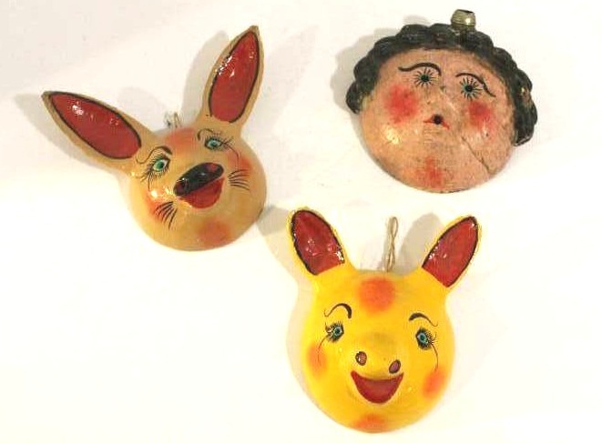 lot 1488 image: 3 Mexican Folk Art Masks
