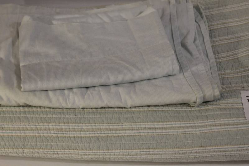 lot 1514 image: Twin Mint Blue Quilt wSham, white bed skirt and matching Flat sheet & pillowcase