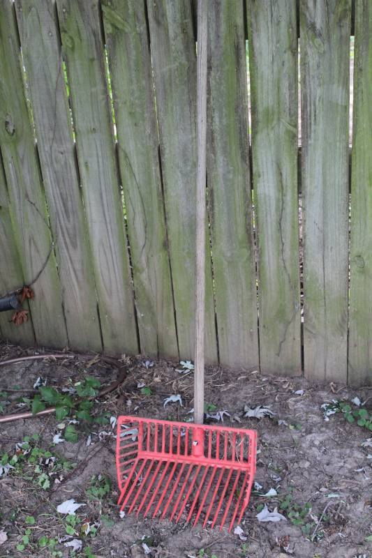 lot 1622 image: Incredible Wonder Fork