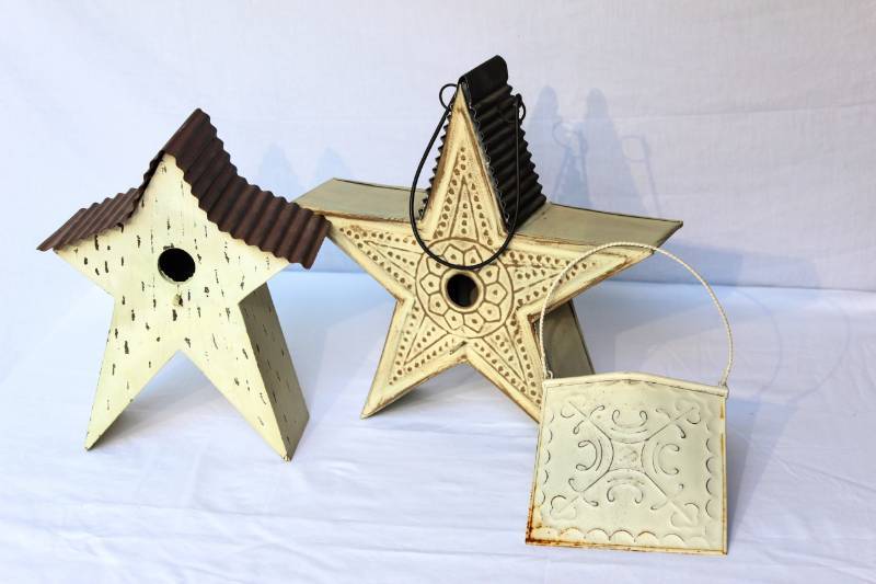 lot 1595 image: Star Dcor