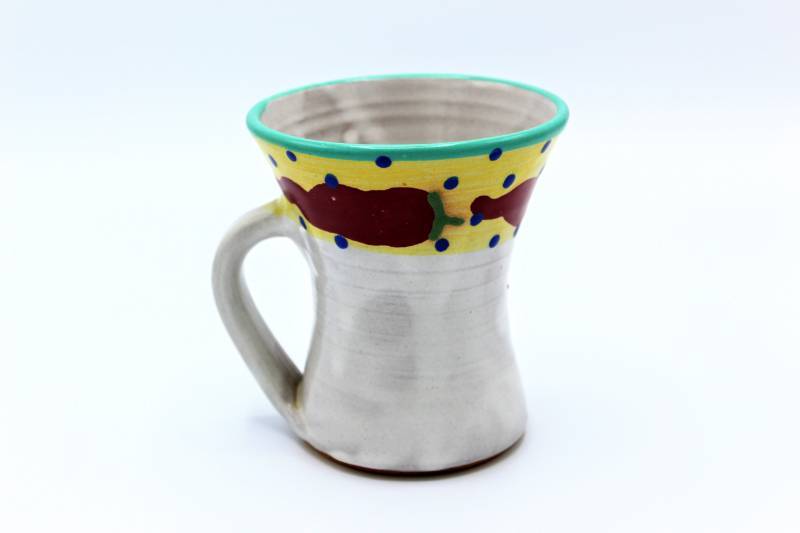 lot 1431 image: Red Chile Mug Stephen Kilborn SK Taos NM Collectible Studio Pottery Hand Painted