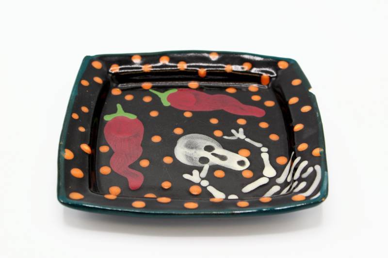 lot 1438 image: 7 Square Day of The Dead Plate Stephen Kilborn SK Taos NM Collectible Studio Pottery Hand Painted