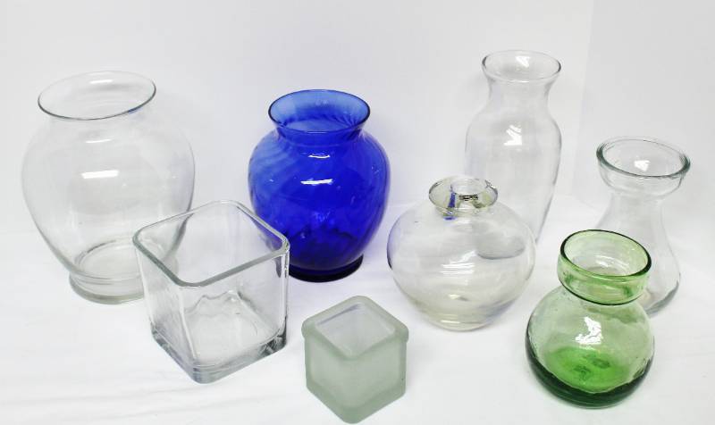 lot 1528 image: Assorted Glass