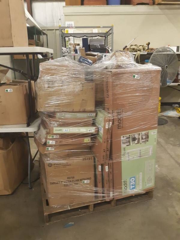lot 5536 image: Pallet of Misc Items