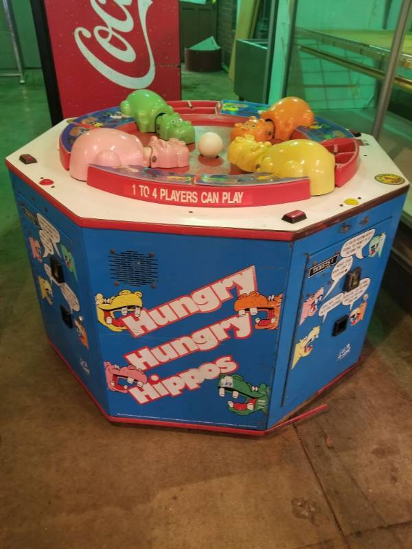 lot 2016 image: Hungry Hippo Machine