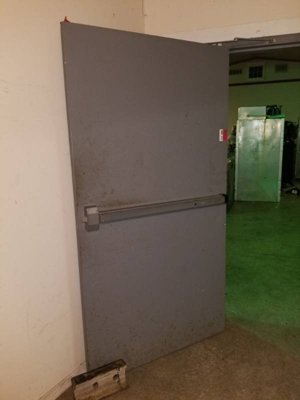 lot 2050 image: 2 Metal Doors and Frames