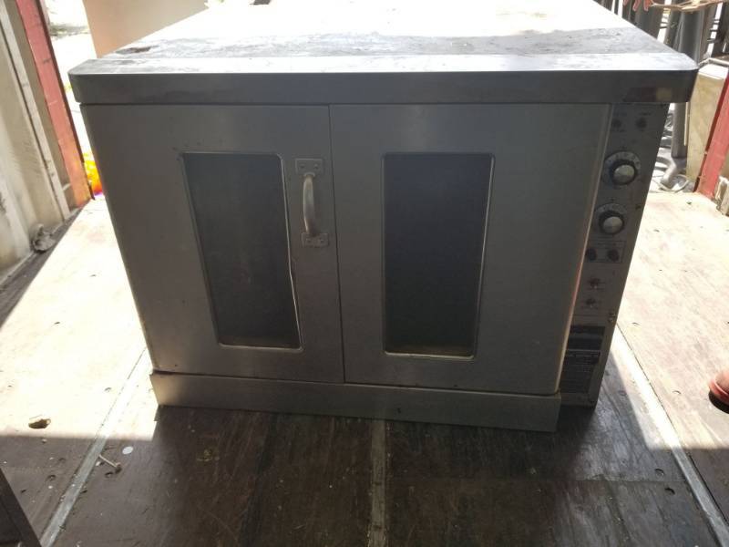 lot 2091 image: General Electric Convention Oven CN90B