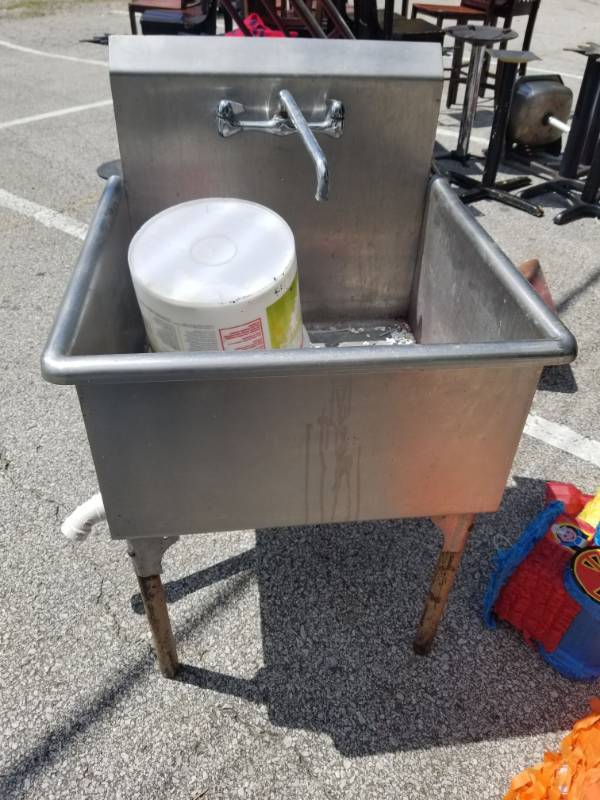 lot 2092 image: Stainless Hand Sink