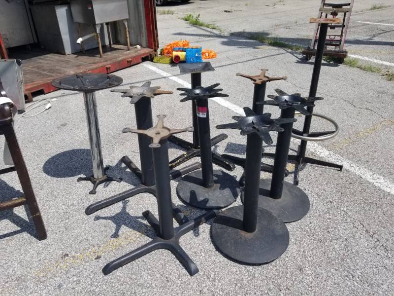 lot 2096 image: 9 Table Bases