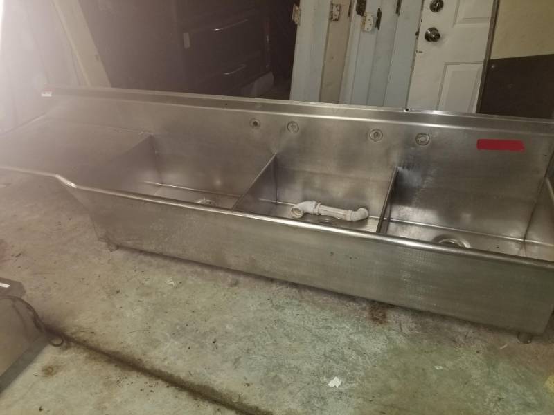 lot 2069 image: 3 Bay Stainless Sink