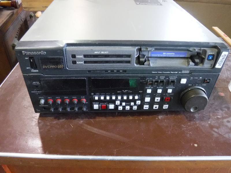 lot 2213 image: Panasonic audio visual editing equipment 1
