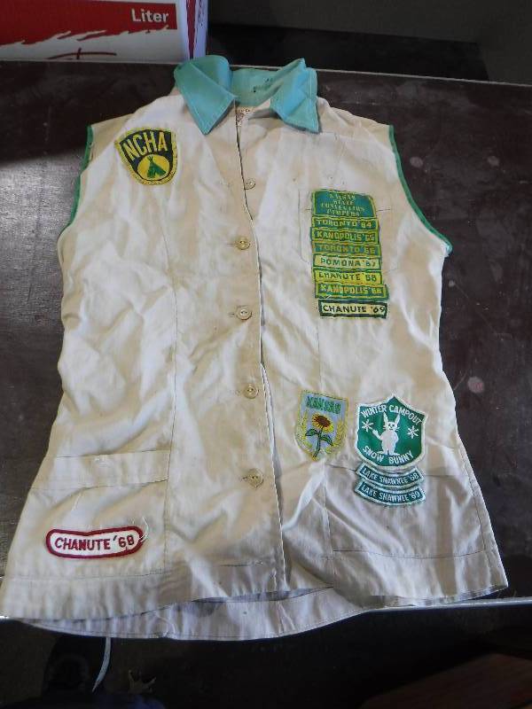 lot 2168 image: Vintage Kansas Jayhawkers Campers vest with Kansas State Convention campers patches from 1964 to 1969