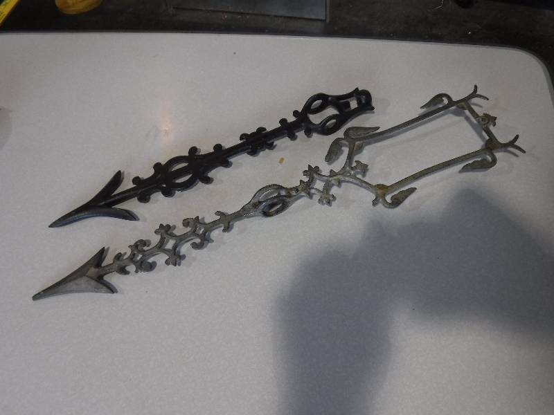 lot 3189 image: Vintage weather vein parts