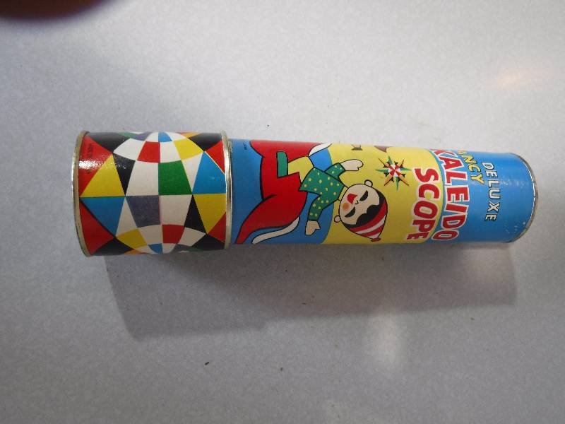 lot 3211 image: Vintage kaleidescope