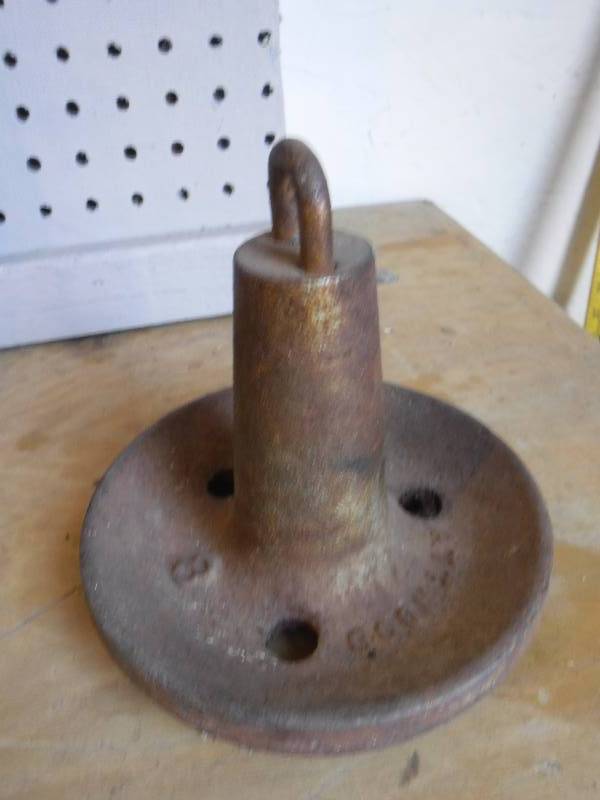 lot 3063 image: Attwood boat anchor