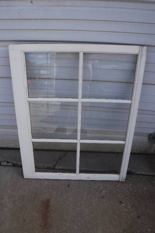 lot 3237 image: 27x35 window