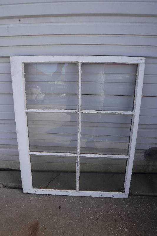 lot 3239 image: 27.5 x 35 window