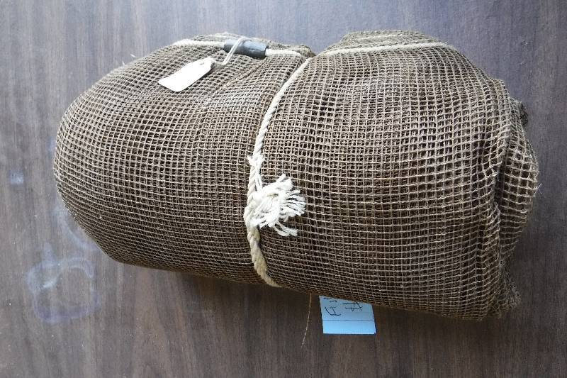 lot 3254 image: 15x4 Made in Kentucky fishing net with weights